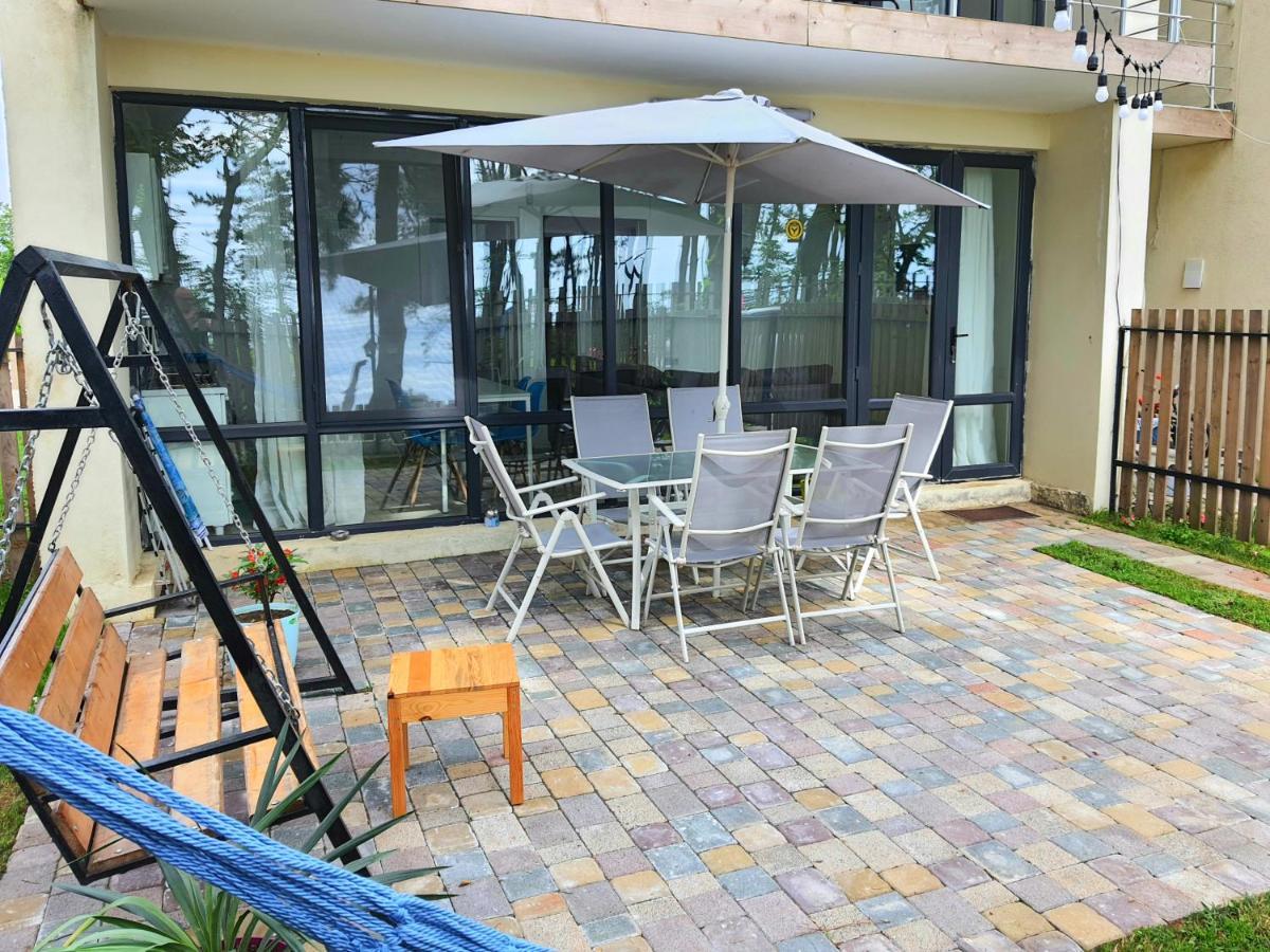 Beachfront Apartments ,,Kapro-One,, Ureki Eksteriør billede